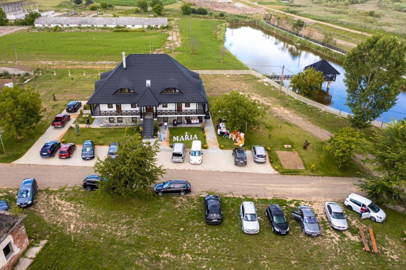 Отель Casa Andra Siret Экстерьер фото